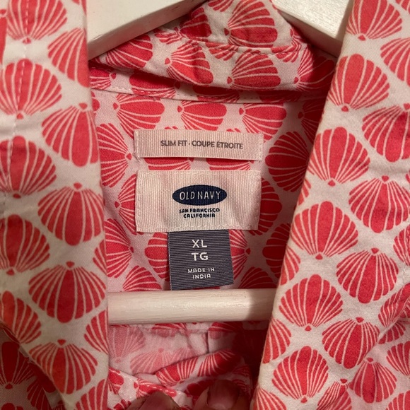 Old navy men’s seashell print short sleeve button down shirt size XL slim cut - Picture 6 of 8